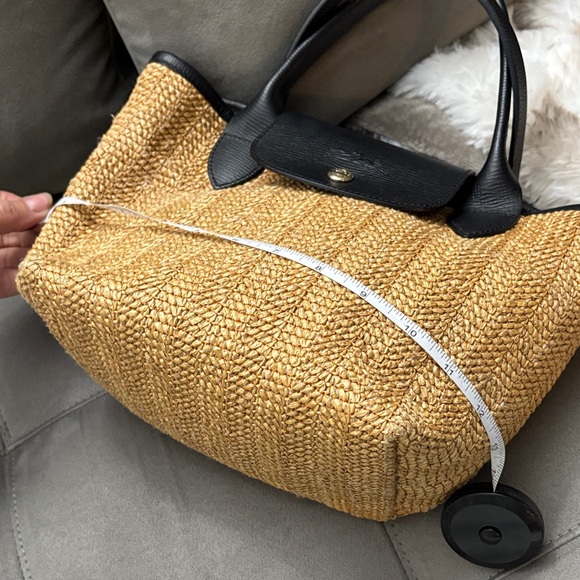 Longchamp Tan and Black Woven Tote - Picture 6 of 13